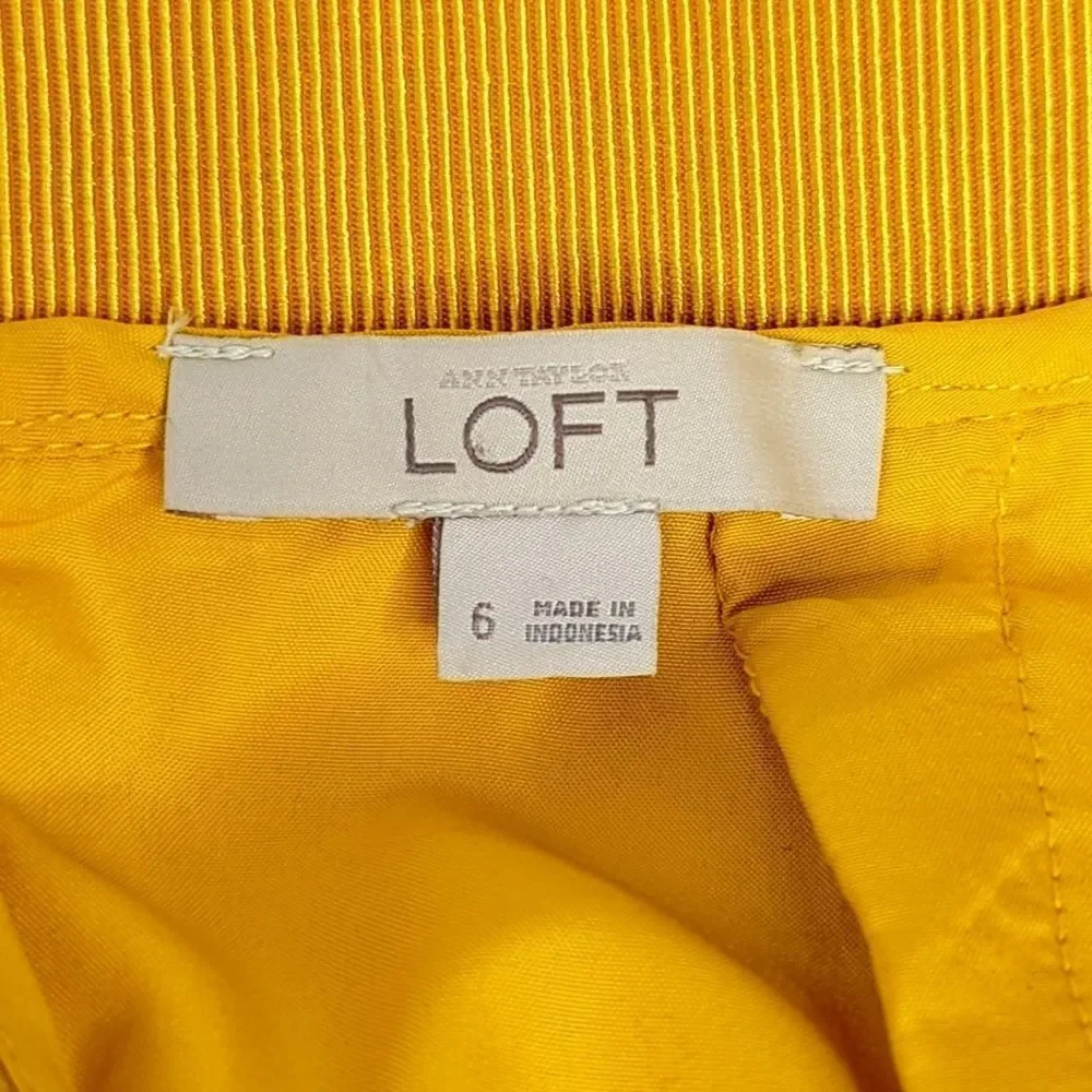 Elegant Yellow Lace Skirt - Picture 3 of 4